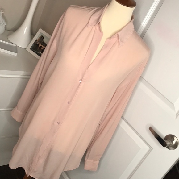 Babaton Aritzia Cupro Blouse Size M - Picture 1 of 12